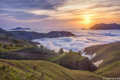 Lever de soleil er mer de nuages vue de l'Artzamendi//Sunrise and sea of clouds seen from Artzamendi